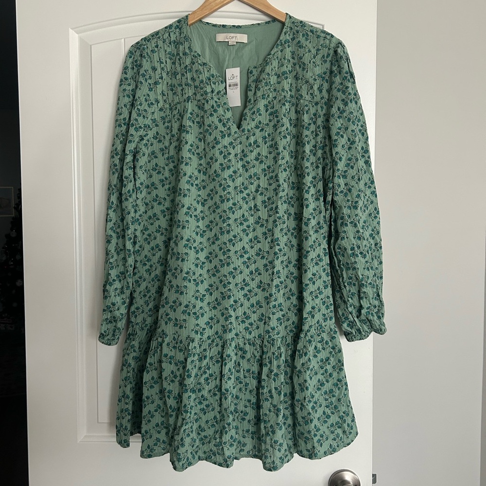NWT LOFT Floral Pleated Flounce Green Mini Dress - Sz L